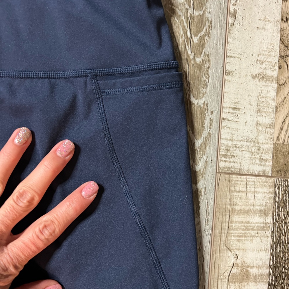 TWO Pair Zyia Workout LEGGINGS - Picture 11 of 15